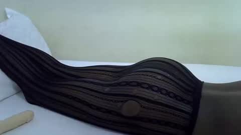 Snapshot of lupitah_ chatting on 02-12-25, 11:29 sweet girl online show from 02-12-25, 11:29