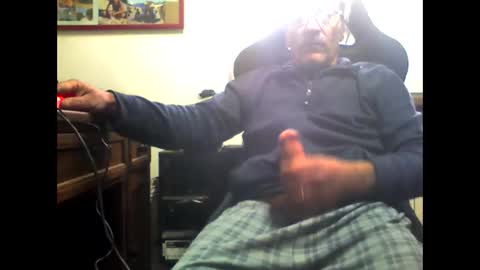 tuttosesso online show from 12-22-25, 08:33