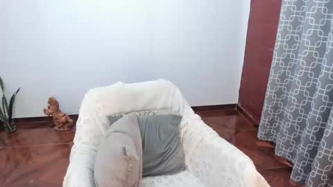 PAULINA online show from 10-25-25, 07:41