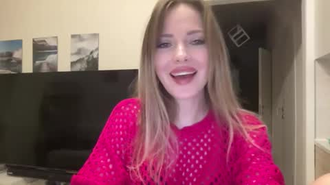 Snapshot of lusiluv chatting on 10-18-25, 10:32 lusiluv online show from 10-18-25, 10:32