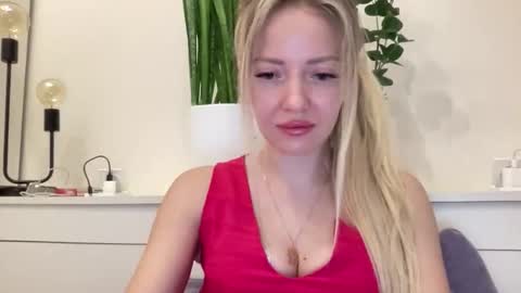 Snapshot of lusiluv chatting on 02-03-26, 07:41 lusiluv online show from 02-03-26, 07:41