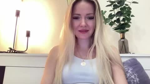 Snapshot of lusiluv chatting on 02-06-26, 06:33 lusiluv online show from 02-06-26, 06:33