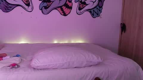 Snapshot of lustful_aprilx chatting on 12-29-24, 03:33 Valerie  April   online show from 12-29-24, 03:33