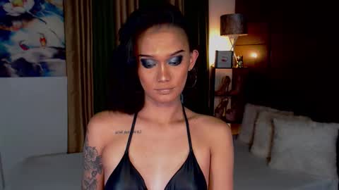 AdriannaFowks online show from 02-18-25, 06:59