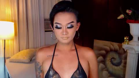 AdriannaFowks online show from 04-12-26, 02:05