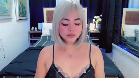 Snapshot of lustfuloffendertrina chatting on 01-02-25, 09:11 Trina online show from 01-02-25, 09:11