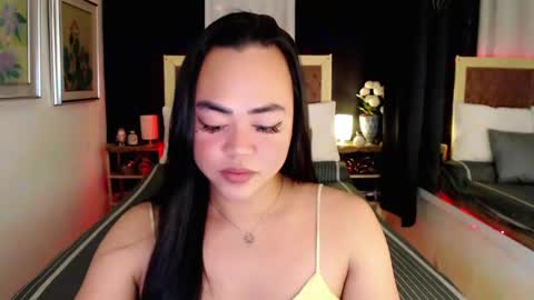 Snapshot of lustfuloffendertrina chatting on 01-28-25, 06:16 Trina online show from 01-28-25, 06:16