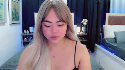 Snapshot of lustfuloffendertrina chatting on 02-10-25, 02:41 Trina online show from 02-10-25, 02:41