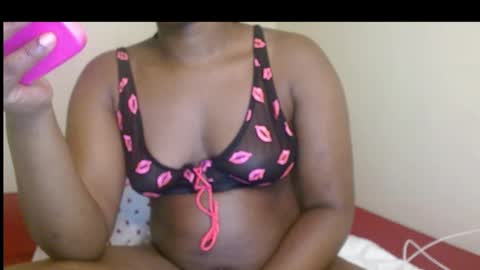 Snapshot of lustrouschoco chatting on 02-03-26, 04:54 lustrous-choco online show from 02-03-26, 04:54