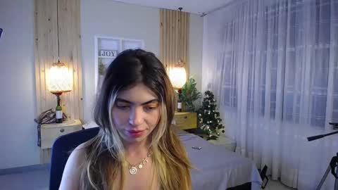 Snapshot of lustt_house chatting on 12-16-24, 03:30 lustt_house online show from 12-16-24, 03:30