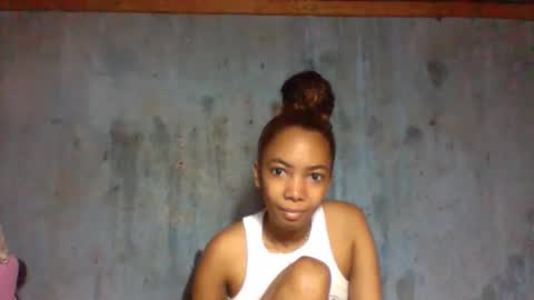 Snapshot of lutchia chatting on 12-15-25, 09:46 lutchia online show from 12-15-25, 09:46
