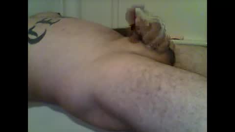 Snapshot of luv2stroke209 chatting on 10-26-25, 07:09 luv2stroke209 online show from 10-26-25, 07:09