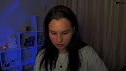 Snapshot of luvmeeow chatting on 09-11-25, 09:15 Ann online show from 09-11-25, 09:15