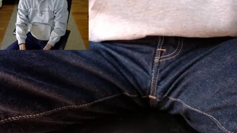 Snapshot of luvshonitoff chatting on 01-20-25, 11:43 Jim Bo online show from 01-20-25, 11:43