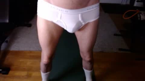 Snapshot of luvshonitoff chatting on 10-02-25, 12:06 Jim Bo online show from 10-02-25, 12:06