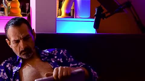 Im a   -  CAMGUY YOU  LIKE to FUCK online show from 12-25-24, 11:31