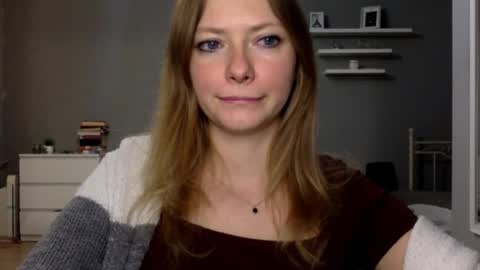 Millie online show from 11-20-25, 09:58