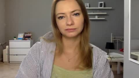 Millie online show from 01-11-26, 02:55