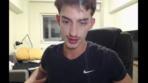 Snapshot of luxangel_xxx chatting on 10-31-25, 06:20 luxangel_xxx online show from 10-31-25, 06:20