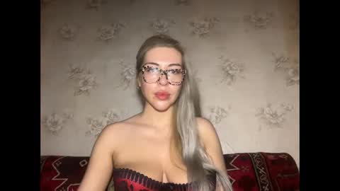 LuxSonyaStar online show from 11-27-25, 08:55