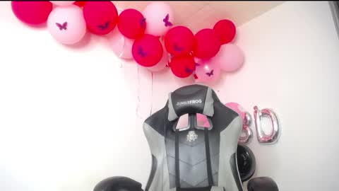 luzcastillo07 online show from 09-16-25, 05:41