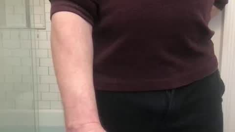 lvguynextdoor440656 online show from 02-27-26, 10:43