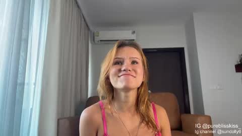lxsundolyxl_ online show from 02-07-26, 03:21