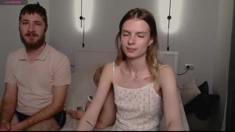 ly lydia online show from 03-04-25, 02:27