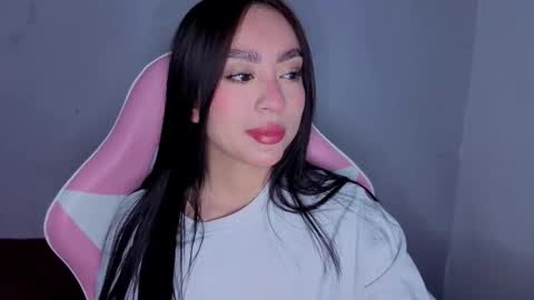  Lya  online show from 10-17-25, 09:01