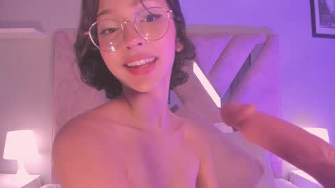 Lya Lee online show from 12-16-25, 08:58