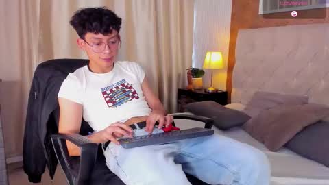 Lyan online show from 01-14-26, 08:14