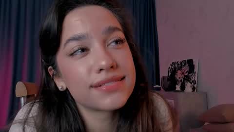 Snapshot of lyanna_tale chatting on 10-14-25, 08:31 Lyanna online show from 10-14-25, 08:31