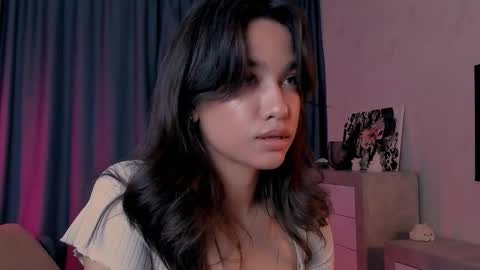 Snapshot of lyanna_tale chatting on 10-16-25, 08:32 Lyanna online show from 10-16-25, 08:32