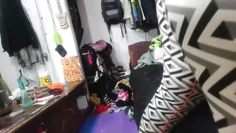 Snapshot of lyke2fuck chatting on 12-12-24, 01:49 Lyke2fuck online show from 12-12-24, 01:49