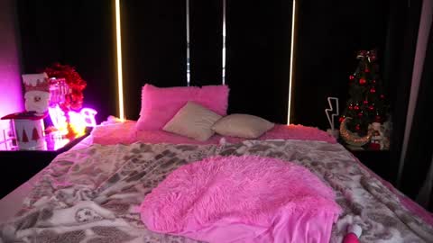 lylanimfa online show from 01-09-25, 05:22