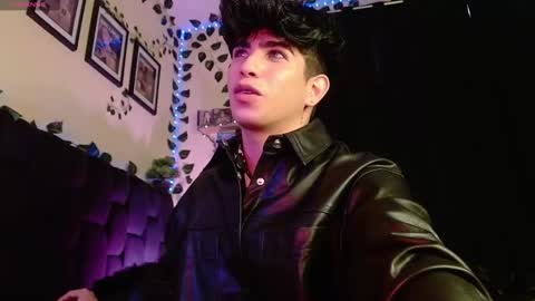 Lyle Bennett Freelance Model online show from 03-06-25, 02:51