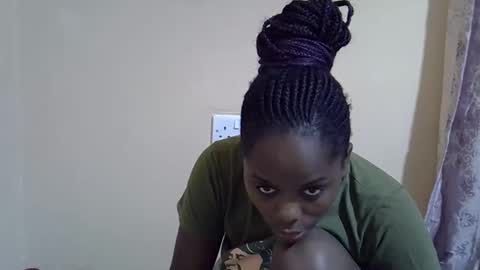 lyn_anna online show from 09-23-25, 09:34