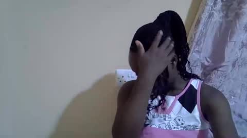 lyn_anna online show from 12-02-25, 07:14