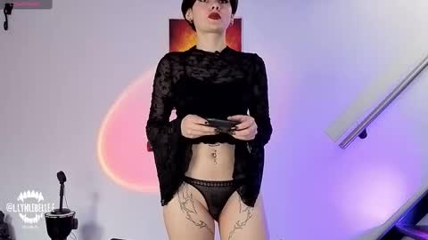 Snapshot of lyn_lebelle chatting on 09-09-25, 06:51 Lyn online show from 09-09-25, 06:51