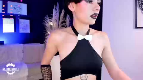 Snapshot of lyn_lebelle chatting on 09-13-25, 09:25 Lyn online show from 09-13-25, 09:25