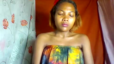 lyndah19 online show from 01-18-26, 08:01