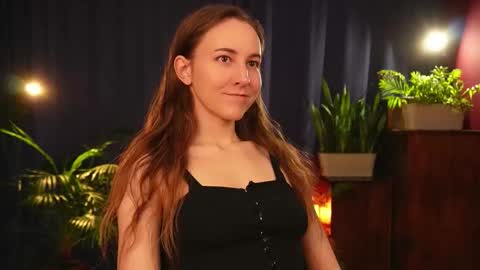 Lynn online show from 11-17-25, 02:45