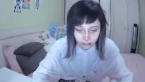 Snapshot of lynncottingham chatting on 09-29-25, 10:31 Kira online show from 09-29-25, 10:31