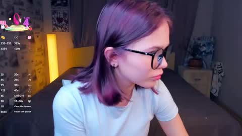 Cozy Lynns room online show from 12-01-25, 10:42