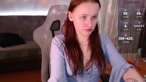 Snapshot of lynne_dawson chatting on 02-12-25, 01:59 lynne_dawson online show from 02-12-25, 01:59