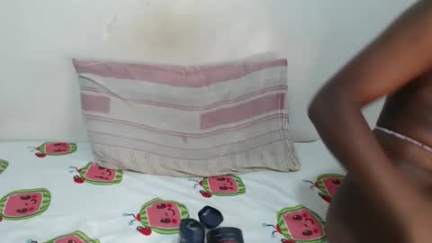 lyenne online show from 09-18-25, 12:29