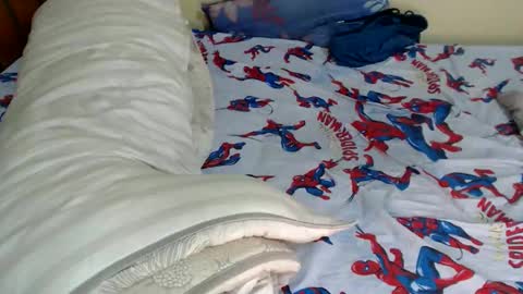 lyenne online show from 11-17-25, 10:21