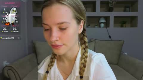 Lynn online show from 11-12-25, 03:23