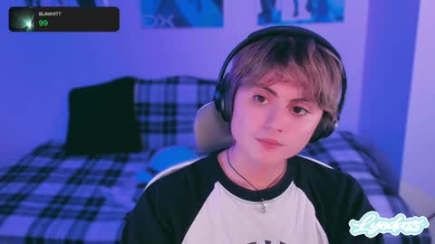 Snapshot of lyodass chatting on 12-04-24, 02:42 Lyodass online show from 12-04-24, 02:42