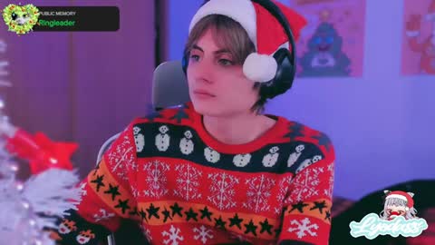 Snapshot of lyodass chatting on 12-10-24, 08:38 Lyodass online show from 12-10-24, 08:38